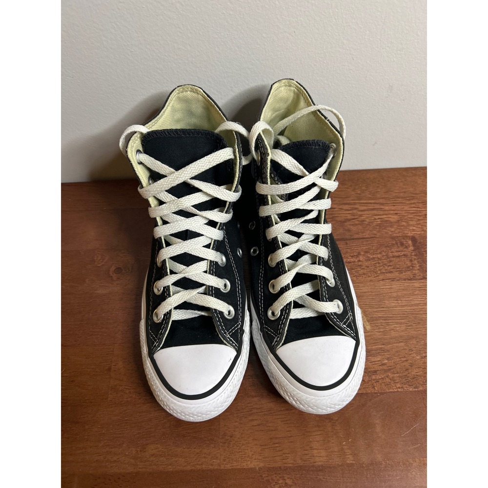 Converse Black Chuck Taylor High Top Shoes Womens 6 Mens 4